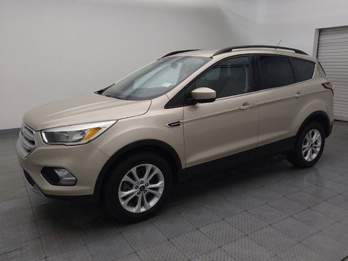 Used 2018 Ford Escape SE AWD/4WD image 2