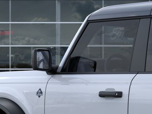 New 2026 Ford Bronco Outer Banks w/ Sasquatch Package AWD/4WD image 35