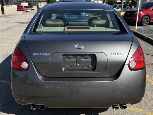 Used 2005 Nissan Maxima 3.5 SL w/ (T05) Navigation System Pkg FWD image 3
