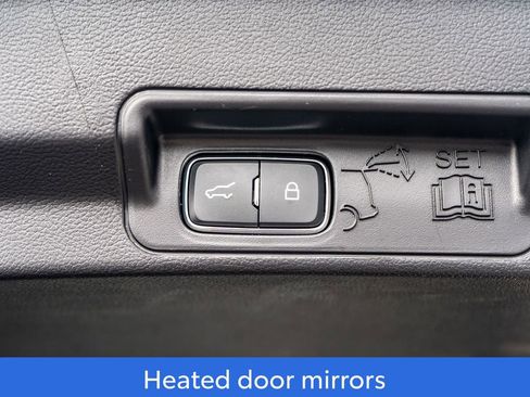 Used 2025 Ford Explorer ST-Line w/ ST-Line Street Pack image 11