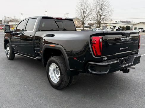 Used 2024 GMC Sierra 3500 Denali Ultimate image 14