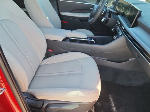 Used 2024 Hyundai Sonata SEL AWD/4WD image 16