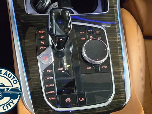 Used 2019 BMW X5 xDrive40i w/ Executive Package AWD/4WD image 18