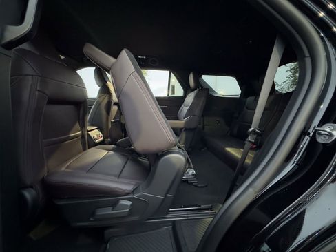 New 2026 Ford Explorer Platinum image 66