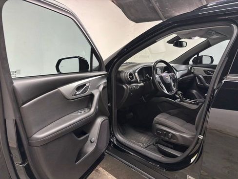 Used 2020 Chevrolet Blazer LT image 23