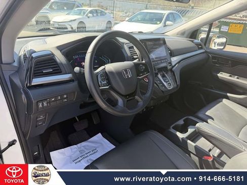 Used 2023 Honda Odyssey Touring image 35