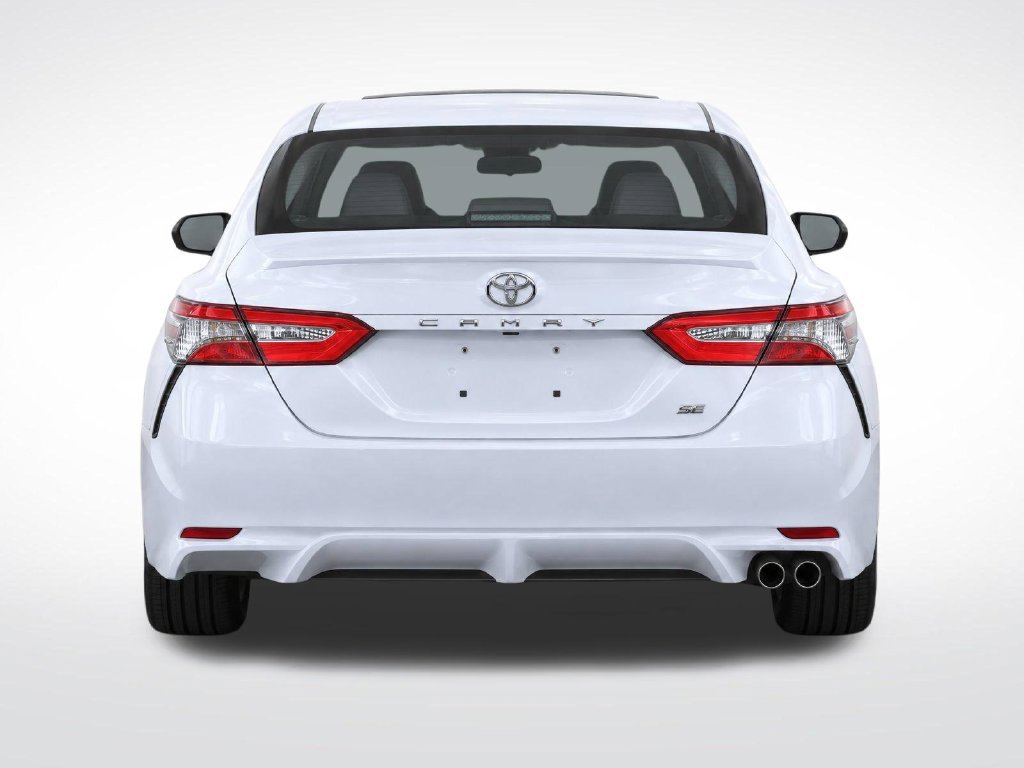 Used 2018 Toyota Camry SE w/ Moonroof Package FWD image 6