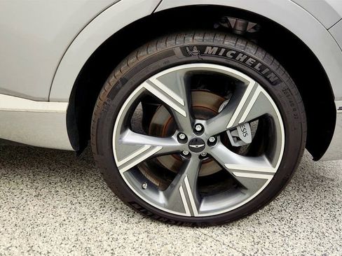 Used 2025 Genesis GV80 3.5T Prestige AWD/4WD image 9