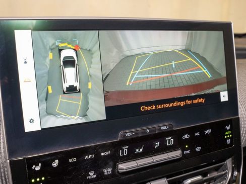 Certified 2025 Toyota bZ4X AWD w/ Weather Package image 15