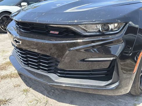 Used 2019 Chevrolet Camaro SS RWD image 4