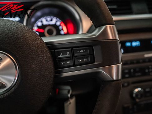 Used 2014 Ford Mustang Shelby GT500 w/ Equipment Group 821A image 32