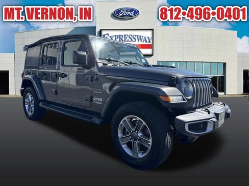 Used 2021 Jeep Wrangler Unlimited Sahara AWD/4WD image 3