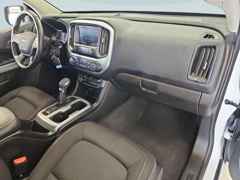 Used 2022 Chevrolet Colorado LT w/ LT Convenience Package AWD/4WD image 29