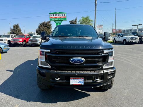 Used 2021 Ford F250 Platinum w/ FX4 Off-Road Package AWD/4WD image 8