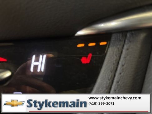 Used 2024 Cadillac XT5 Premium Luxury image 32