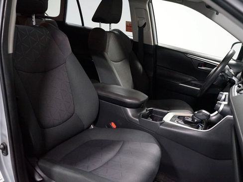 Used 2019 Toyota RAV4 XLE FWD image 27