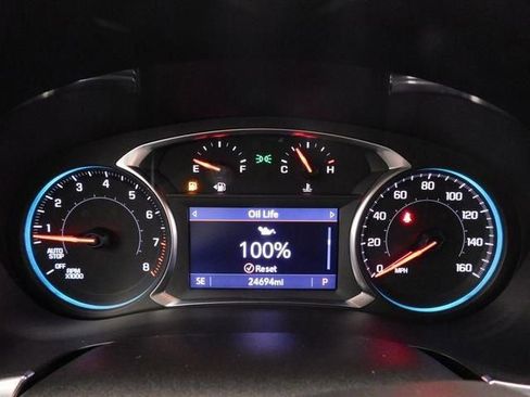 Used 2023 Chevrolet Traverse RS w/ LPO, Floor Liner Package image 34