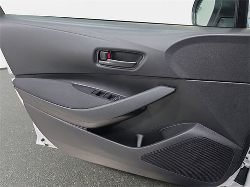Used 2023 Toyota Corolla LE w/ Carpet Mat Package (TMS) image 24