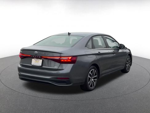 Used 2025 Volkswagen Jetta SE image 15