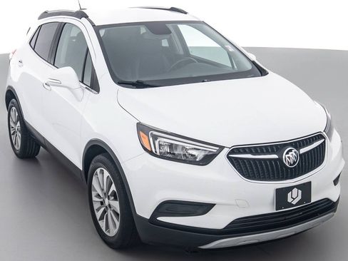 Used 2018 Buick Encore Preferred FWD image 1