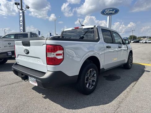 New 2026 Ford Maverick XLT w/ XLT Luxury Package FWD image 5