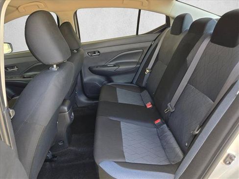Used 2025 Nissan Versa SV FWD image 17