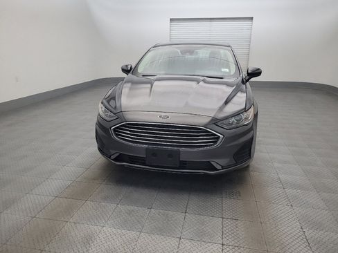 Used 2019 Ford Fusion SE FWD image 15