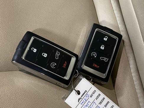 Used 2021 Jeep Grand Cherokee L Limited image 29