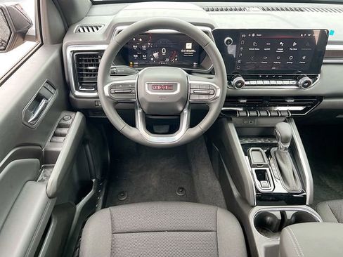 New 2026 GMC Canyon Elevation w/ Convenience Package image 16