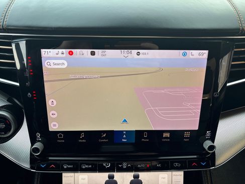 Used 2022 Jeep Grand Wagoneer Series III w/ Rear Seat Video Group 1 image 27