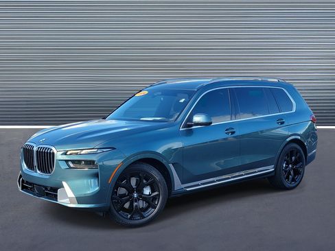 Certified 2024 BMW X7 xDrive40i w/ Executive Package AWD/4WD image 1