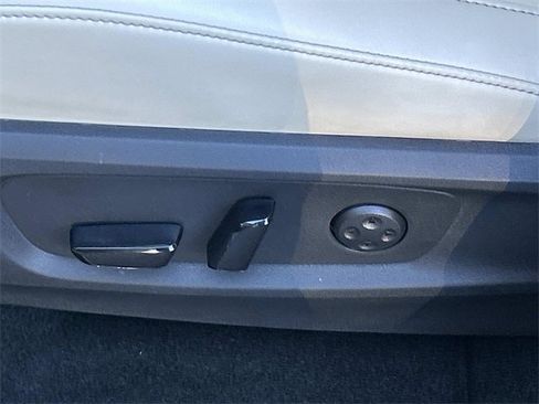 Used 2025 INFINITI QX60 Luxe w/ Cargo Package image 17