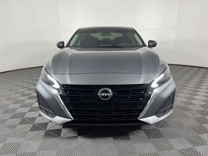 Used 2024 Nissan Altima 2.5 SV