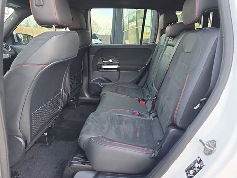 Used 2022 Mercedes-Benz GLB 35 AMG 4MATIC image 11