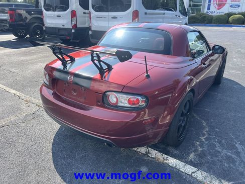 Used 2008 MAZDA MX-5 Miata Grand Touring w/ Premium Pkg RWD image 3