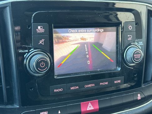 Used 2021 RAM ProMaster City Tradesman FWD image 24