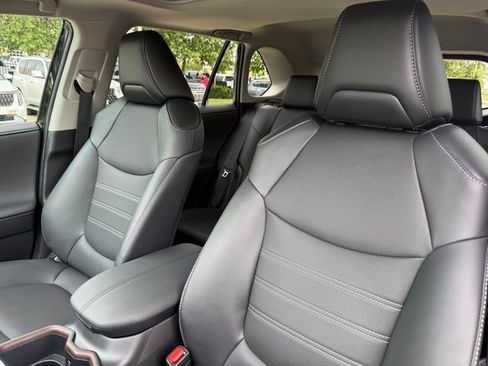 Used 2025 Toyota RAV4 Limited FWD image 11