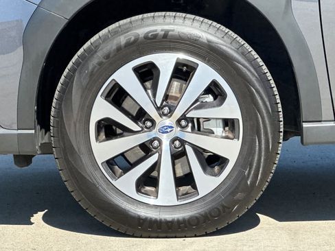 Certified 2025 Subaru Outback Premium w/ Popular Package #1A AWD/4WD image 26