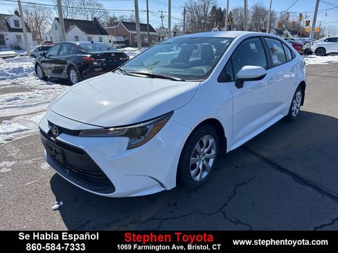 New 2026 Toyota Corolla LE image 3