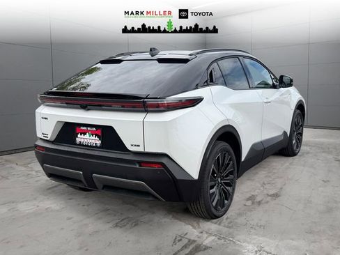 New 2026 Toyota C-HR w/ Cold Weather Package image 5