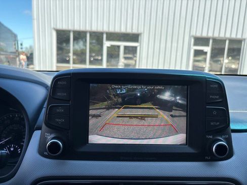 Used 2019 Hyundai Kona SEL image 19