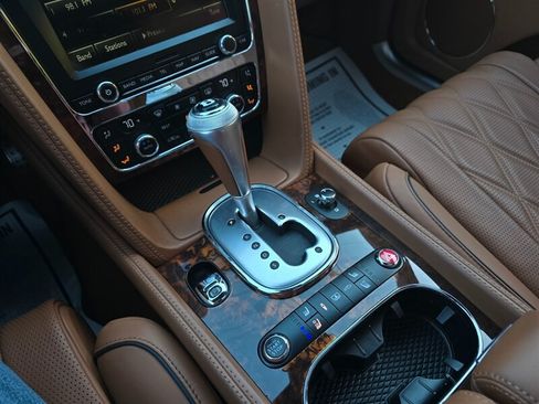 Used 2014 Bentley Flying Spur W12 AWD/4WD image 12