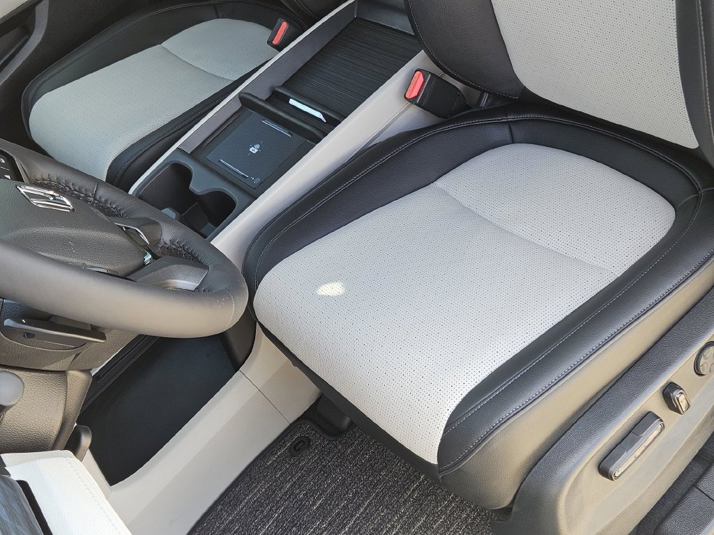 New 2027 Honda Odyssey Elite image 13