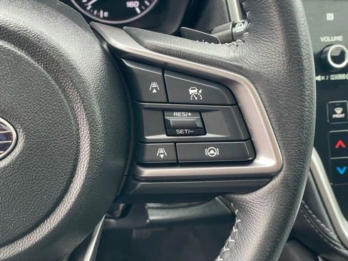 Used 2023 Subaru Outback Premium image 17