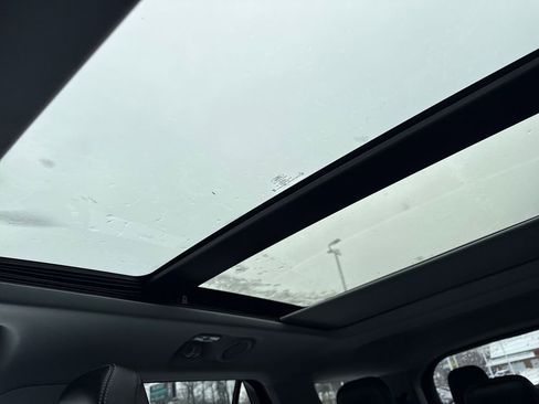 Used 2023 Ford Explorer XLT w/ Equipment Group 202A image 36