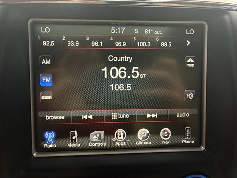 Used 2016 Jeep Grand Cherokee Limited AWD/4WD image 24