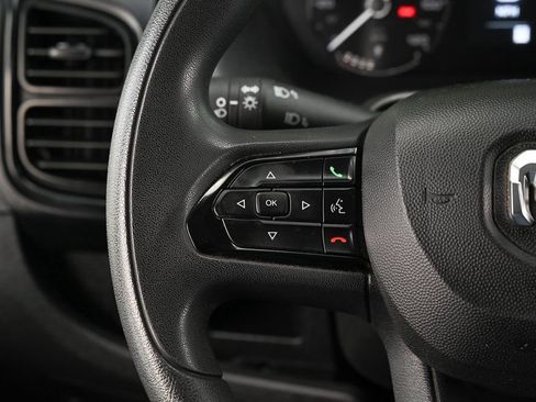 Used 2025 RAM ProMaster 2500 w/ Convenience Group image 22