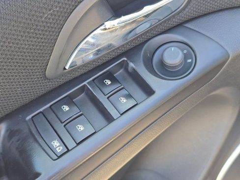 Used 2011 Chevrolet Cruze LT FWD image 18