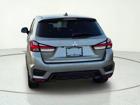 Used 2022 Mitsubishi Outlander Sport ES FWD image 5
