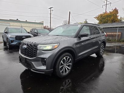 New 2026 Ford Explorer ST-Line